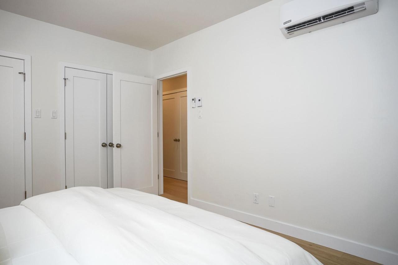 Explore Montreal From Sleek Contemporary Apartment By Den Stays 외부 사진